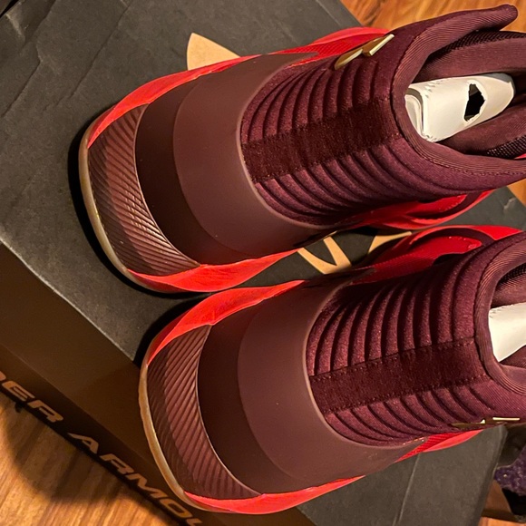 Under Armour Basketball Shoes sz14 - Picture 5 of 8